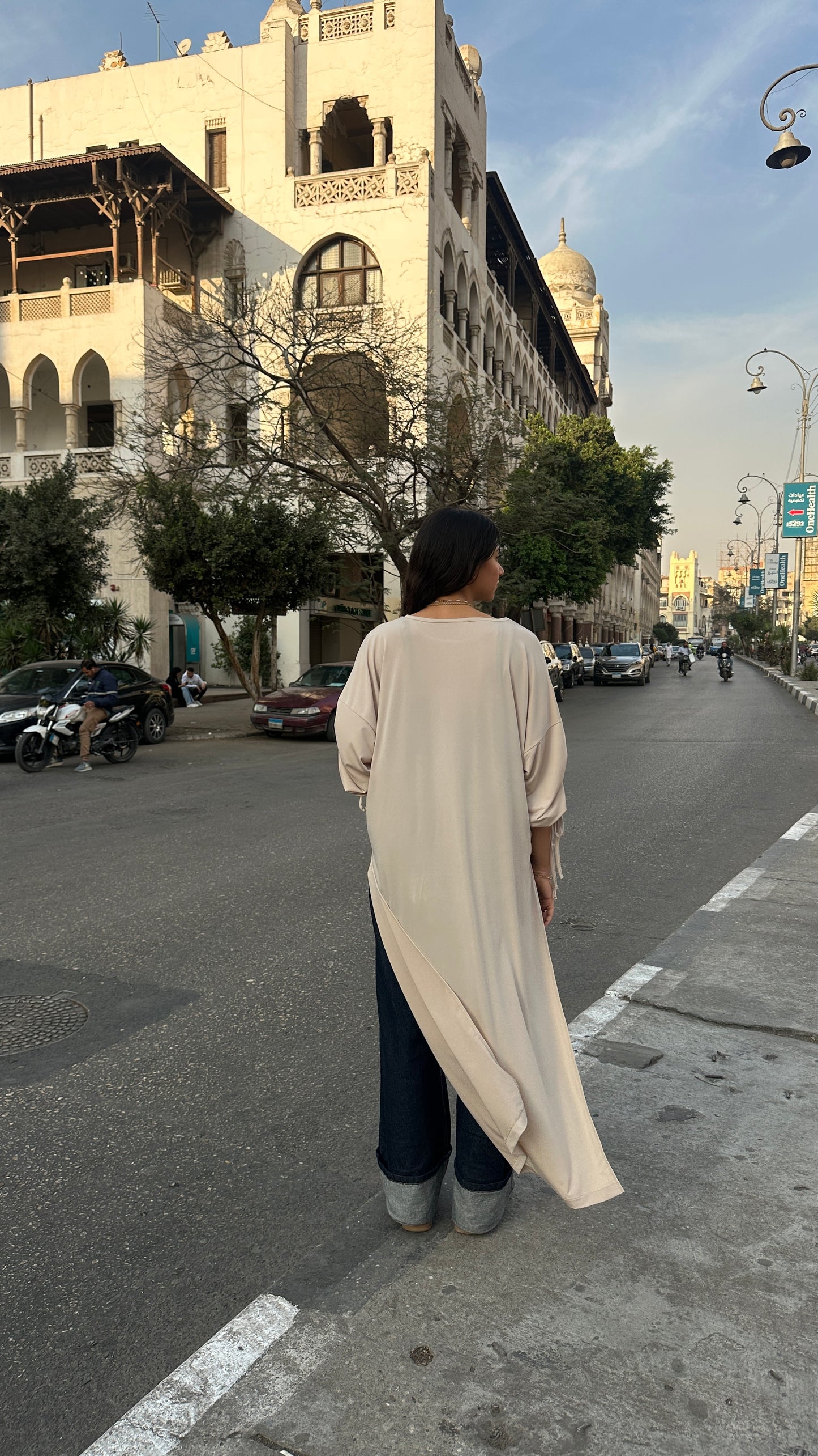 Basic Flowy top in Nude